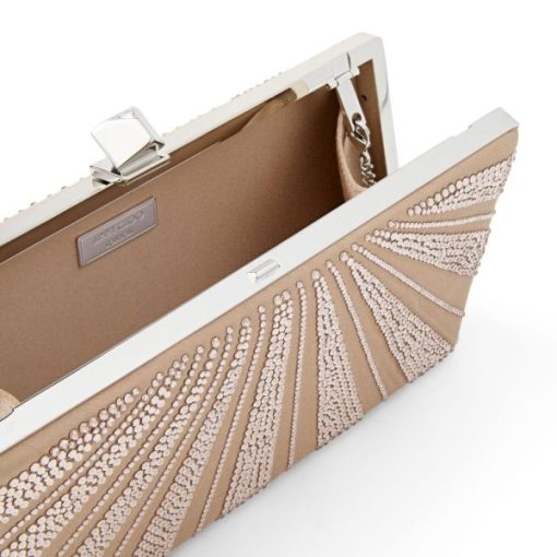 Voguestitch.shop3a688461f4 3